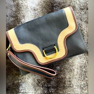 Marc Jacobs Uptown Clutch Wristlet 100% leather Colorblock